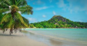 Pourquoi les Seychelles deviennent la première destination de lune de miel en 2023